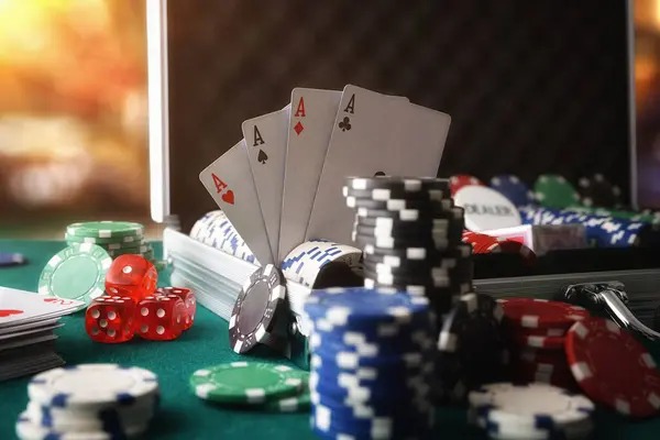 Hot Pot live-dealer table on eurotogel 4d with professional dealer and multiple players